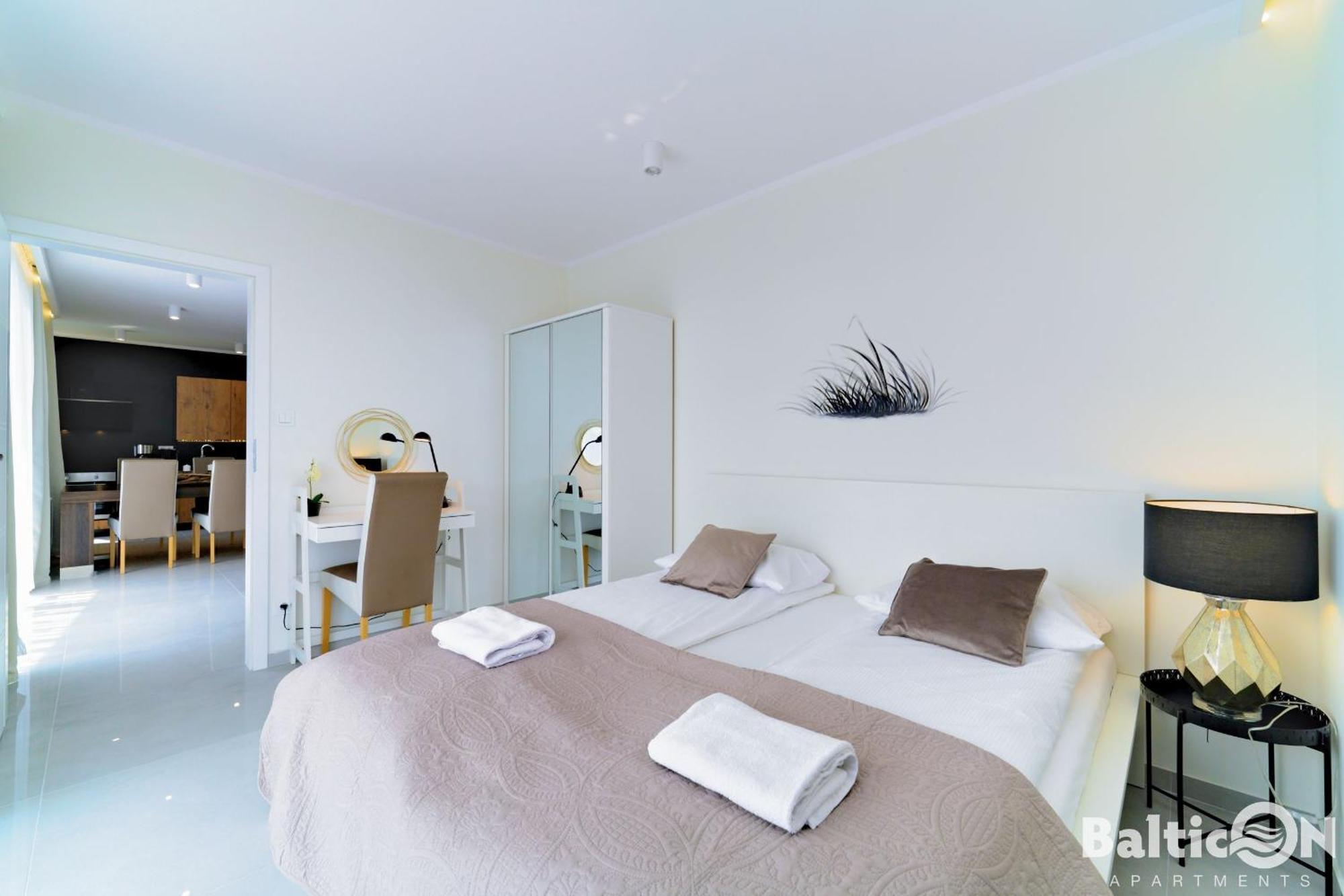 Apartamenty Balticon Westin House -Luksusowy 70M2 , Basen Pool, Sauna, Parking Inklusive 코워브제크 외부 사진