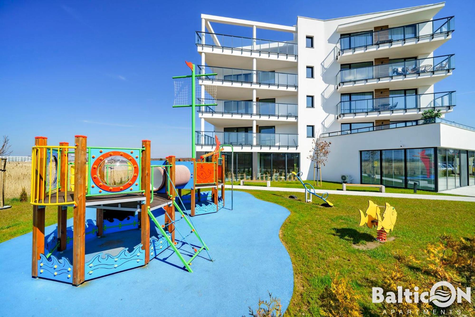 Apartamenty Balticon Westin House -Luksusowy 70M2 , Basen Pool, Sauna, Parking Inklusive 코워브제크 외부 사진